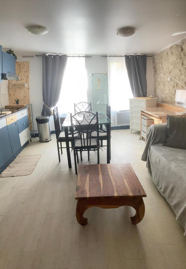 Exigehome-Grand Studio En Plein Centre De Saint Germain En Laye Exterior photo